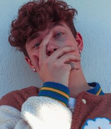 Hottie Luca!!  618a8053b4f9f.jpg