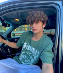 Hottie Luca!!  618a807b11df3.jpg