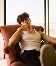 Hottie Luca!!  618a807fce460.jpg