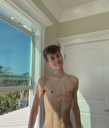 Thin Twink Cooper!! 618cdb58546ea.jpg