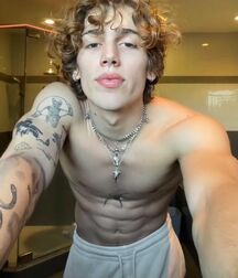 Hottie Vinnie!! 