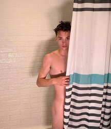 Random Hotness!!  61900a21de8c8.jpg