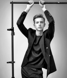 Random Hotness!!  61900a2d762ac.png