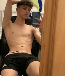 Random Hotness!!  61900a4e4fdb8.jpg