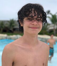 Brazil Actor Kevin!!  61966220b7309.jpg