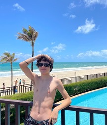 Brazil Actor Kevin!!  61966233e18ca.jpg