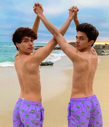 Stoke Twins!!  619cd5b877360.jpg