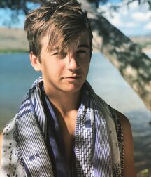 Hottie Parker!!  619f2b1148a93.webp