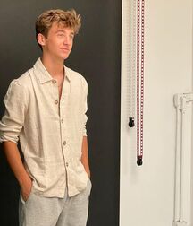 Hottie Parker!!  619f2b22c4299.jpg