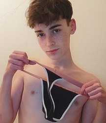 Twink Boy Jules!! 61a2e9d35c81e.jpg