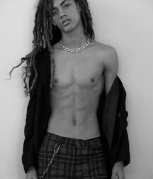 Hot Model Solly!!  61a3879e4d63d.jpg