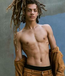 Hot Model Solly!!  61a387a8e7c96.jpg