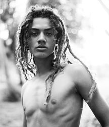 Hot Model Solly!!  61a387afb3984.jpg
