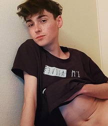 Sunday Boyzzzzz!!  61a3da3b373fb.jpg