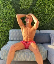 Gay Boyzzzzz!!  61a3fb818e3fb.jpg