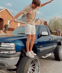 Bday Boy Brandon!! 61ac024ac81a6.jpg