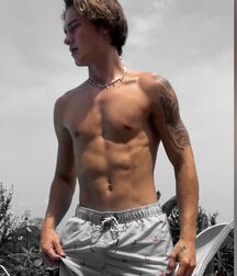 Bday Boy Brandon!! 61ac028069c88.jpg