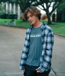 Bday Boy Brandon!! 61ac028744ab6.jpg