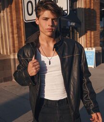 Bday Boy Sam!!  61accec55345c.jpg