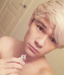 Then N Now Sebastian!! 61afff5581c16.jpg