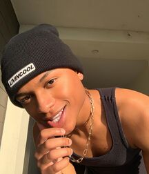 Tik Tok Hottie Andre!!  61b3a2b5d0309.jpg