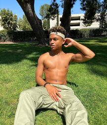 Tik Tok Hottie Andre!!  61b3a2c36d8a4.jpg