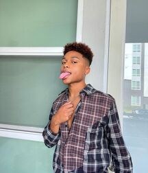 Tik Tok Hottie Andre!!  61b3a2d0aed06.jpg