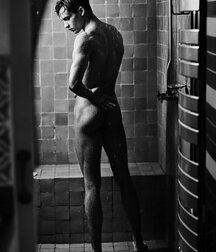 Photographer John La Bruce 61b3ab458e017.jpg