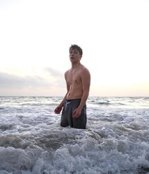 TGIF Boyzzzzz!! 61b3ce0629e1a.jpg