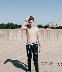 Bday Boy Dalton!!  61b51b3ce93bd.jpg
