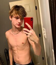 Bday Boy Dalton!!  61b51b4739209.jpg