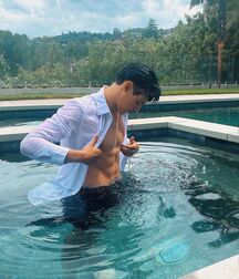 YouTube Hottie Tyler!!  61b52338bdc80.jpg