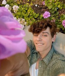 YouTube Hottie Tyler!!  61b52341bcc93.jpg