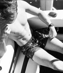 Bday Boy Kristian!!  61b529cdbafde.jpg