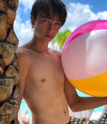 Bday Boy Maverick!!  61b77e971f65f.jpg
