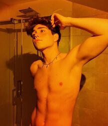 Bday Boy Benji!!  61b9186f34cb6.jpg