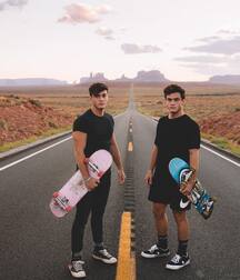 Bday Twins!!  61bb93f39bef4.jpg