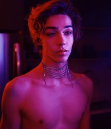 Bonus Boyzzzzz!! 61bbea51eacbe.jpg