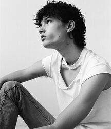 Bday Boy Ian--Black N White!!  61bc93bc8e80b.jpg