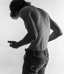 Bday Boy Ian--Black N White!!  61bc93df5a1ae.jpg
