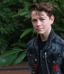Bday Boy Dakota!!  61bcbe556250d.jpg
