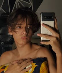 Hot Boy Danie!! 61bcc337168eb.jpg