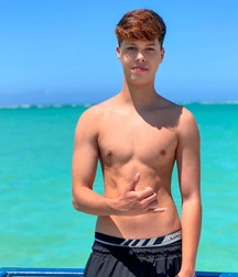Hot boyzzzzz!! 61bce1d4b5045.jpg