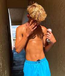 Fab Ab Boy Jack!! 61be30d4652c6.jpg