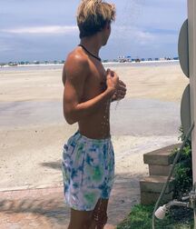 Fab Ab Boy Jack!! 61be30dabc189.jpg