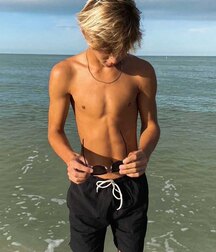 Fab Ab Boy Jack!! 61be30fb3acb1.jpg