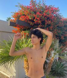 New Boy Richie!!  61bf46be94d20.jpg