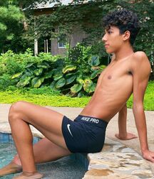 New Boy Richie!!  61bf46cb64971.jpg