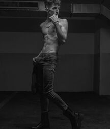 Tuesdays boyzzzzz!! 61c2434dd8e97.jpg