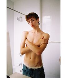 Out Model Jace!!  61c26ad127cb5.jpg